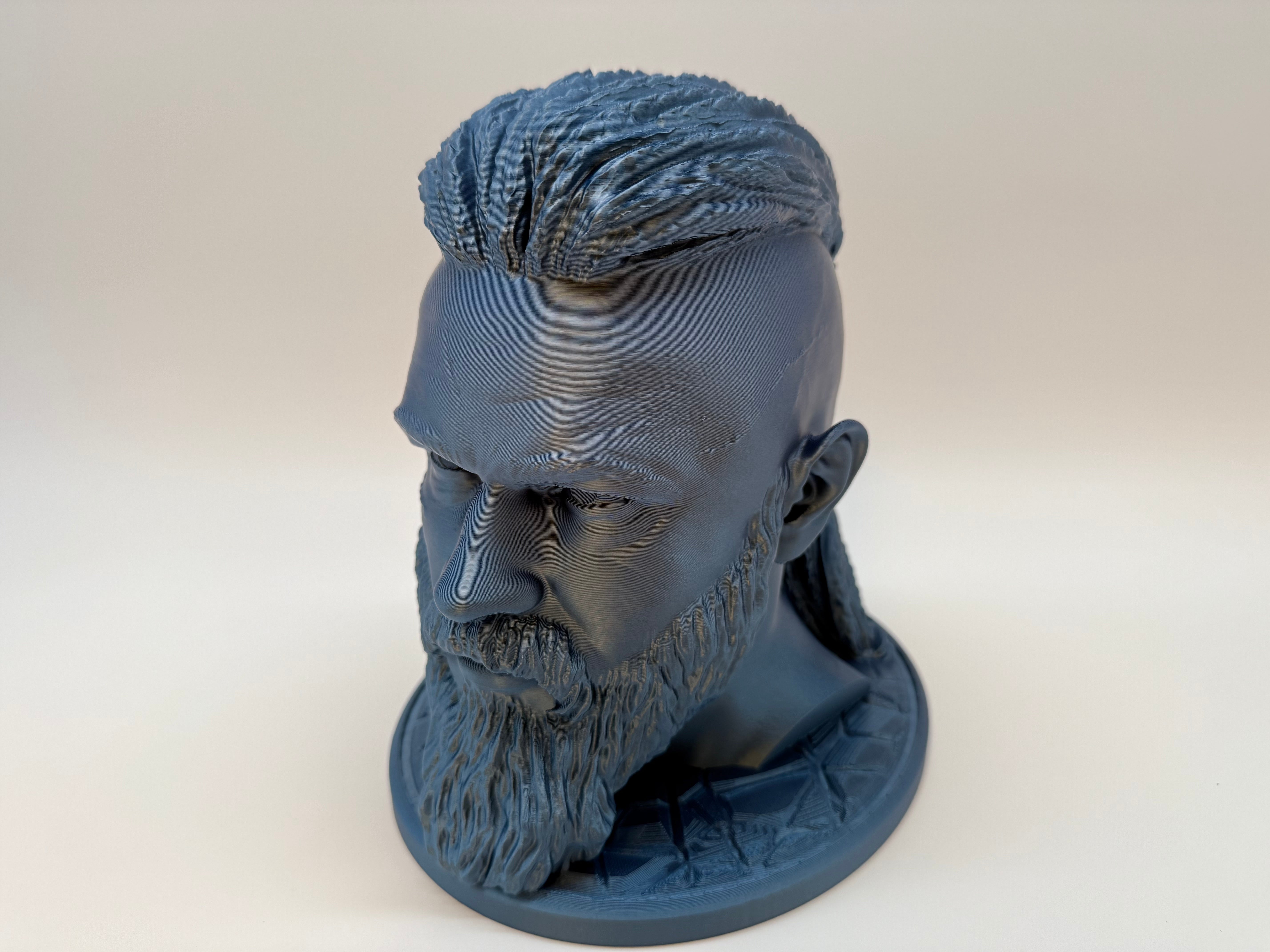 Statue "Ragnar" in Royal Blue - Bold and Iconic - Premium Quality