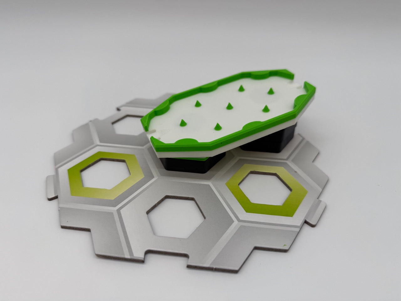 GraviTrax Pro Pinball Plate – Unpredictable Marble Action - Premium Quality