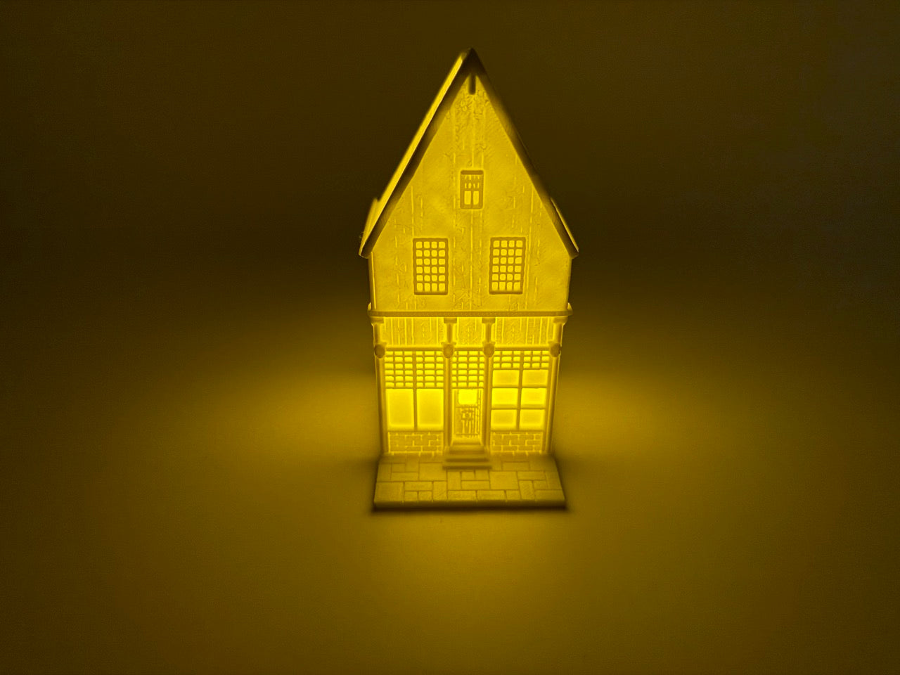 Canal House Lanterns – Atmospheric Dutch Miniatures - Premium Quality