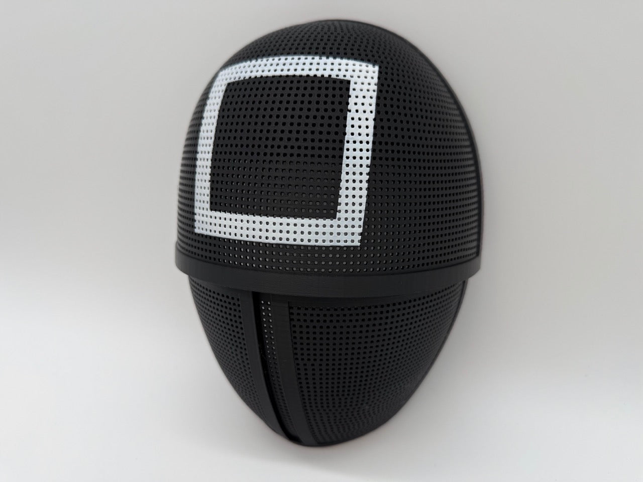 Stylish Squid Game Mask – Kids – Design for Cosplay and Collectors