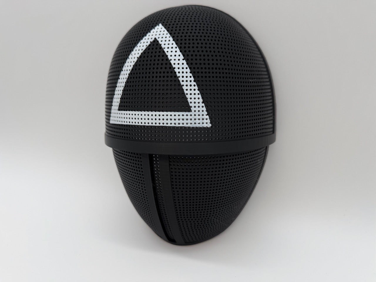 Stylish Squid Game Mask – Kids – Design for Cosplay and Collectors