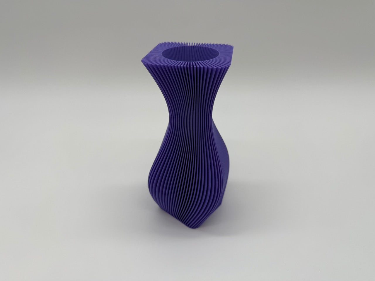Modern Vase with Unique Design – Stylish and Innovative - Premium Quality