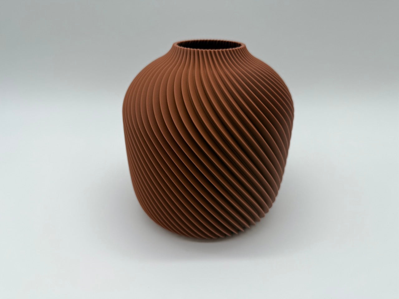 Vase with Elegant Design – Stylish and Durable - Premium Quality