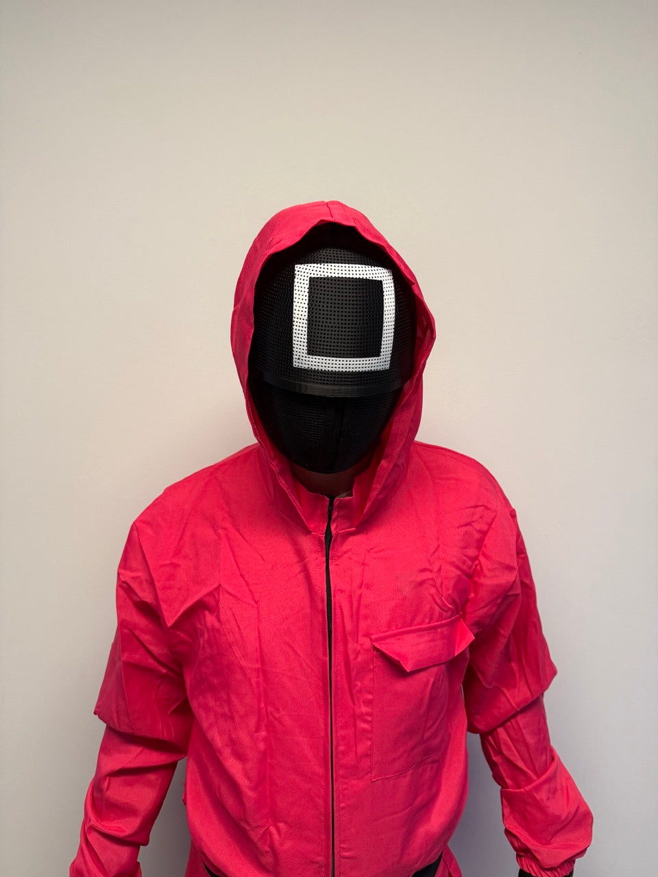 Squid Game Guard Suit – Red Costume for Cosplay and Theme Party