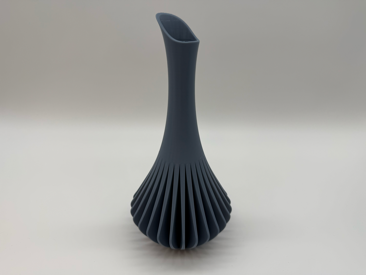 Minimalist Design Vase - Black - Premium Quality
